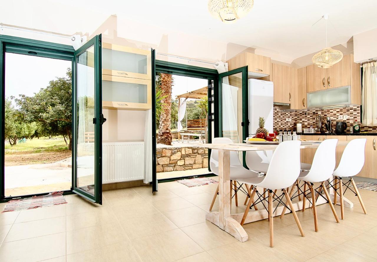 Apartment Haroupia The