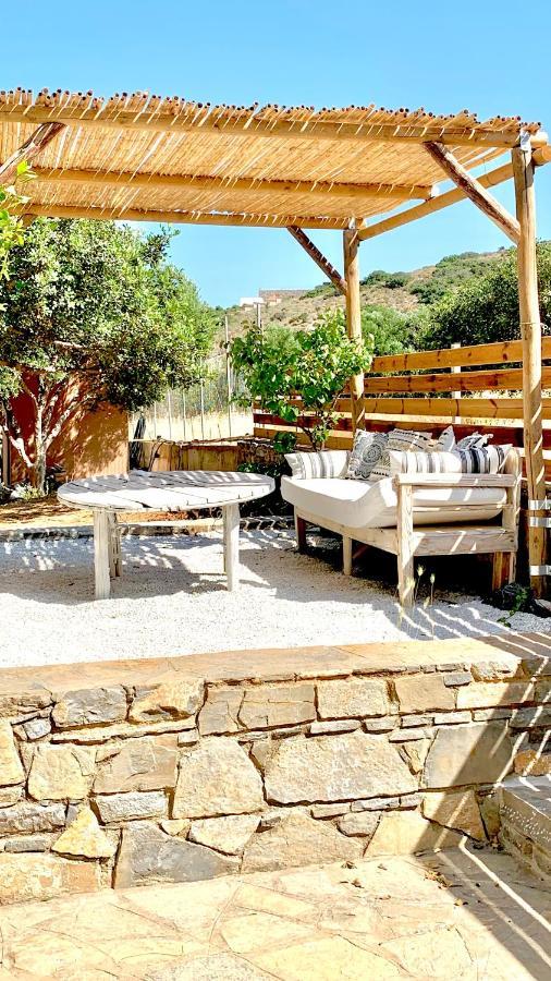 Apartment Haroupia The